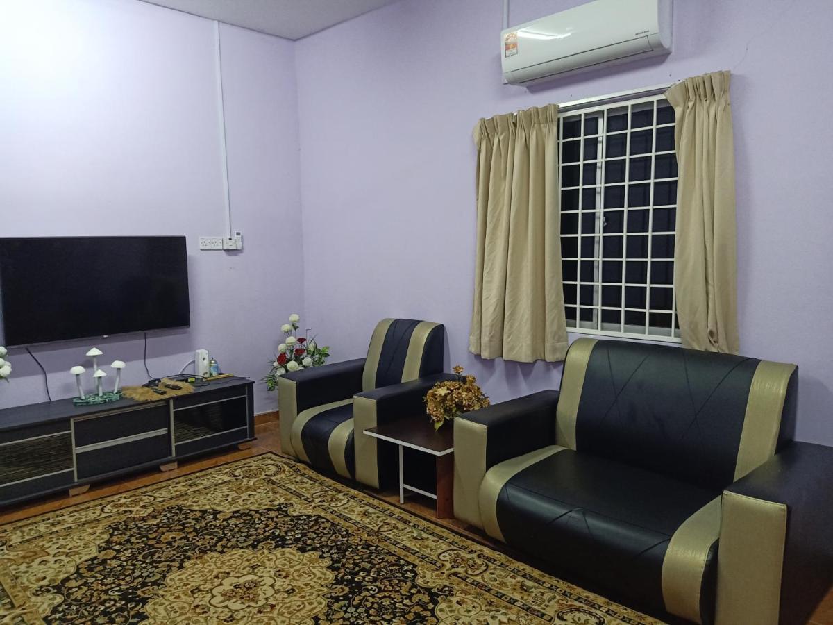 Aliza Scawa Homestay Kuala Pilah Εξωτερικό φωτογραφία